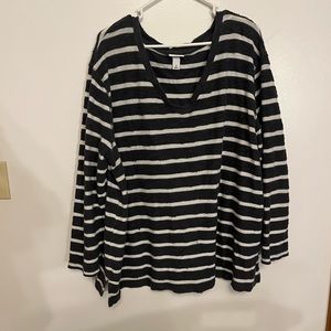 Gray and white striped women’s top